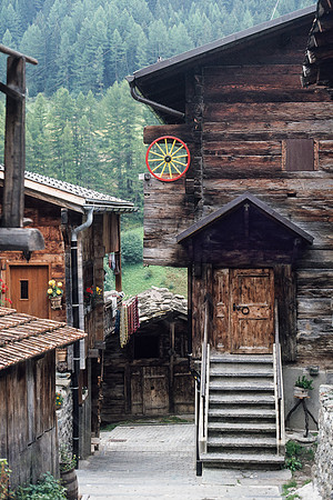 1981, Kippel, "Lotschental valley", Switzerland, "Valais canton", "alpine village", "wooden houses"